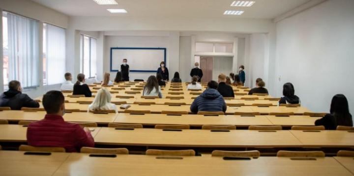 Csendes tanévnyitó a Vlaicu Egyetemen
